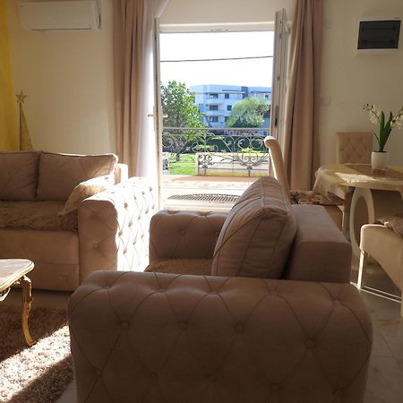 Dina Lux Apartman Jagodina Εξωτερικό φωτογραφία